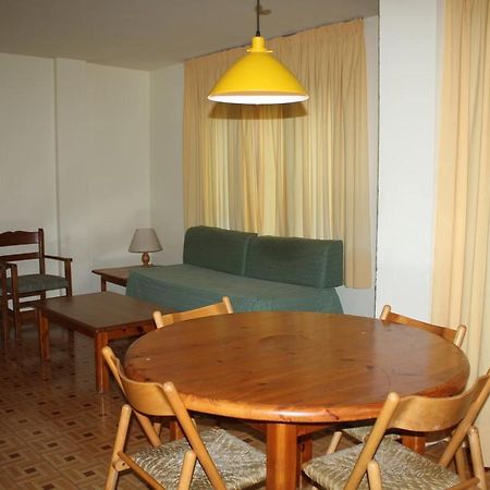 Apartamentos Pessets Adelaida Sort Exterior foto